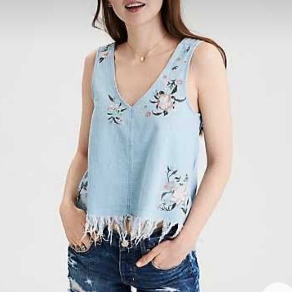 American Eagle Outfitters Tops - American Eagle light wash chambray boho embroidered fringe crop top size large